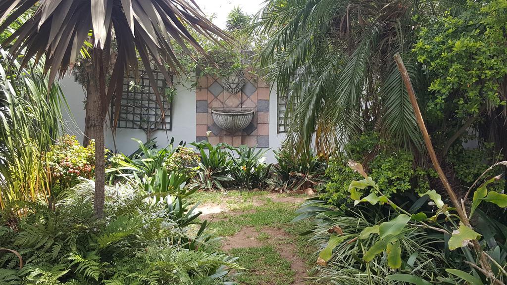 Copperpot Guesthouse Port Elizabeth Buitenkant foto